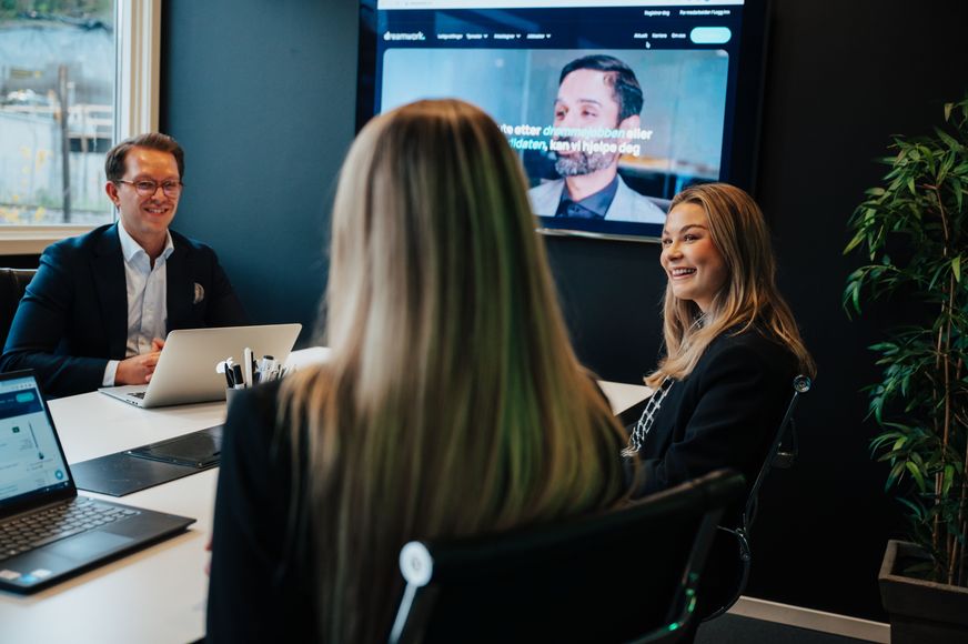 Job offer hero image